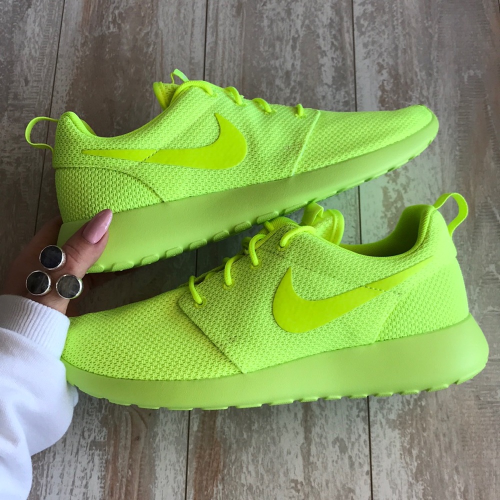 NWT Nike ID neon yellow custom - Picture 4 of 7